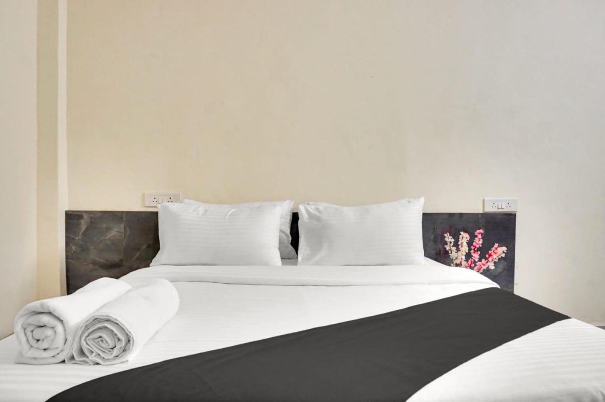 Hotel Paradise-Near Eon It Park Kharadi Pune Dış mekan fotoğraf